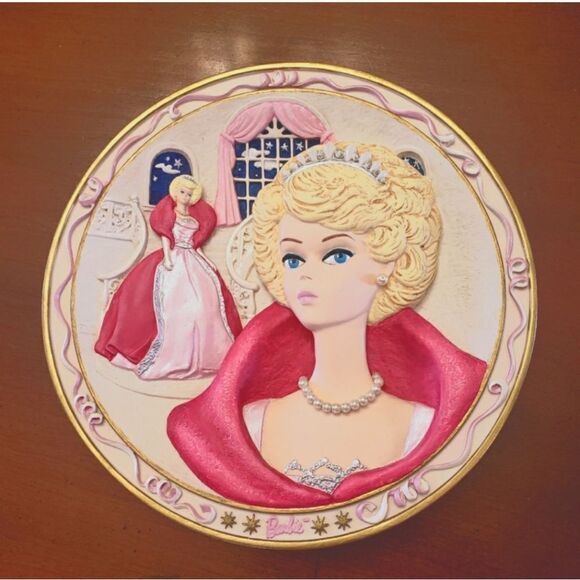 FOREVER GLAMOROUS Barbie Plate Sophisticated Lady Collectible 1994 - Picture 1 of 6